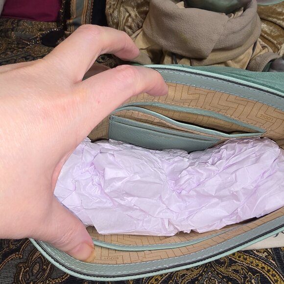 Lodis Jade Leather Elia Crossbody Bag and Matching Wallet - New - Picture 7 of 11